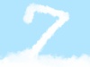 絵本風の可愛い雲の数字「7」の文字入りの空